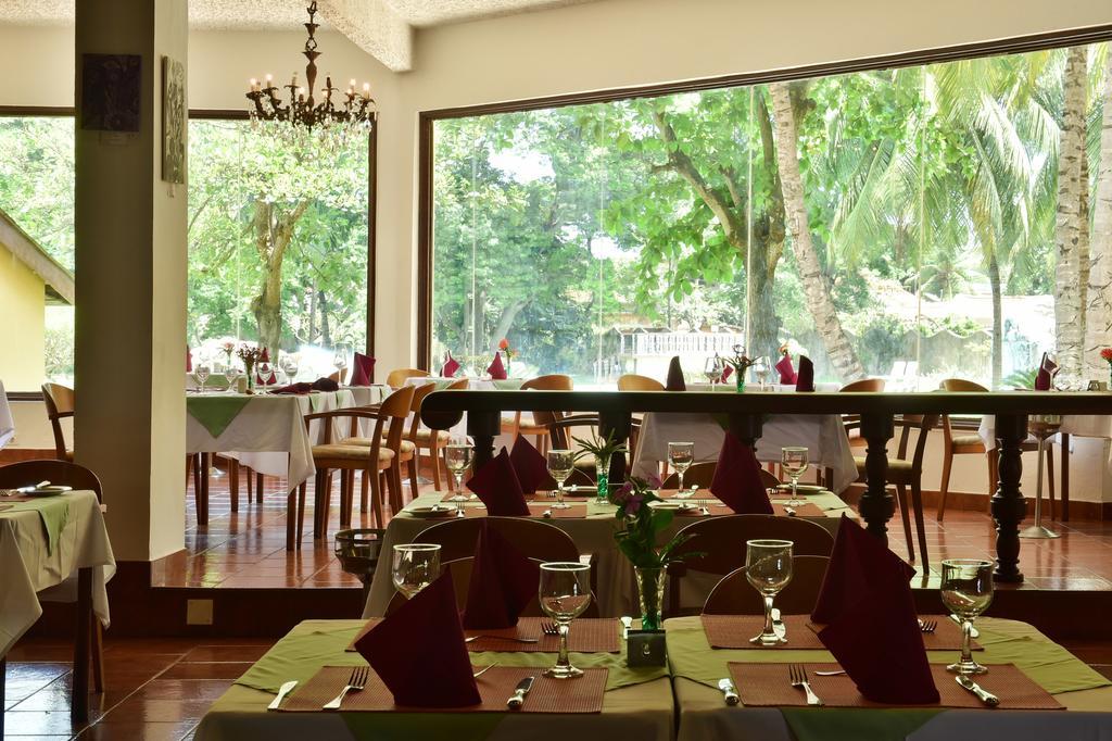 ホテル Pestana Miramar サントメ エクステリア 写真